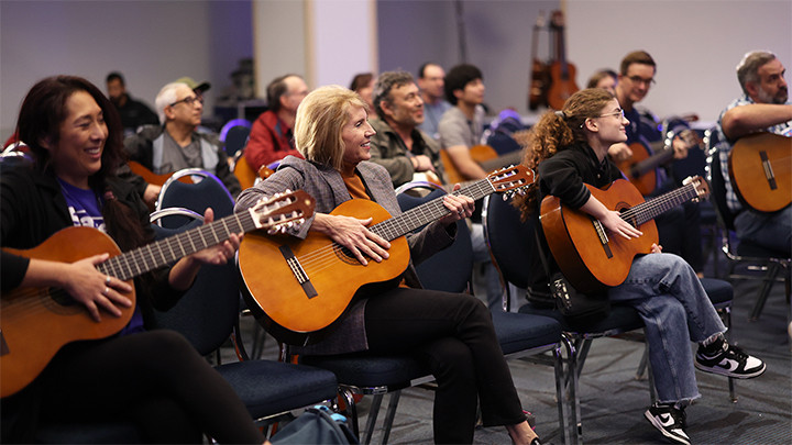 Image of music educators at The NAMM Show